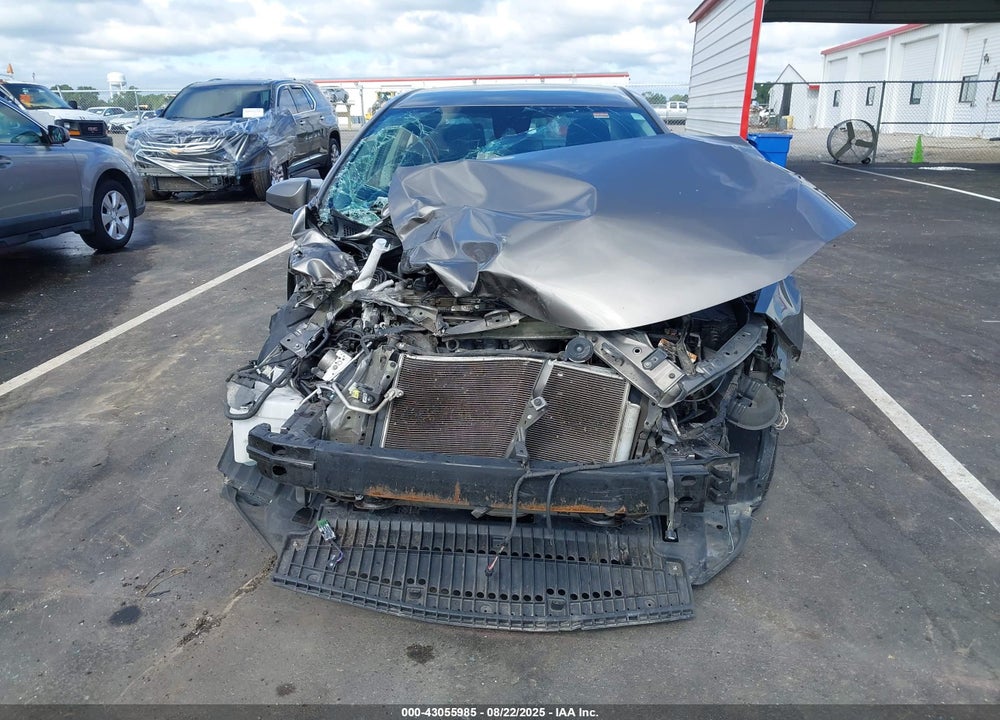 2018 TOYOTA COROLLA VIN: 2T1BURHE3JC085831