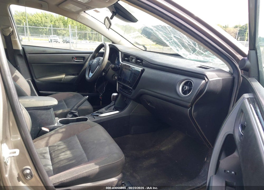 2018 TOYOTA COROLLA VIN: 2T1BURHE3JC085831