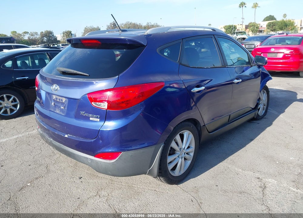 2011 HYUNDAI TUCSON LIMITED VIN: KM8JU3AC1BU274172