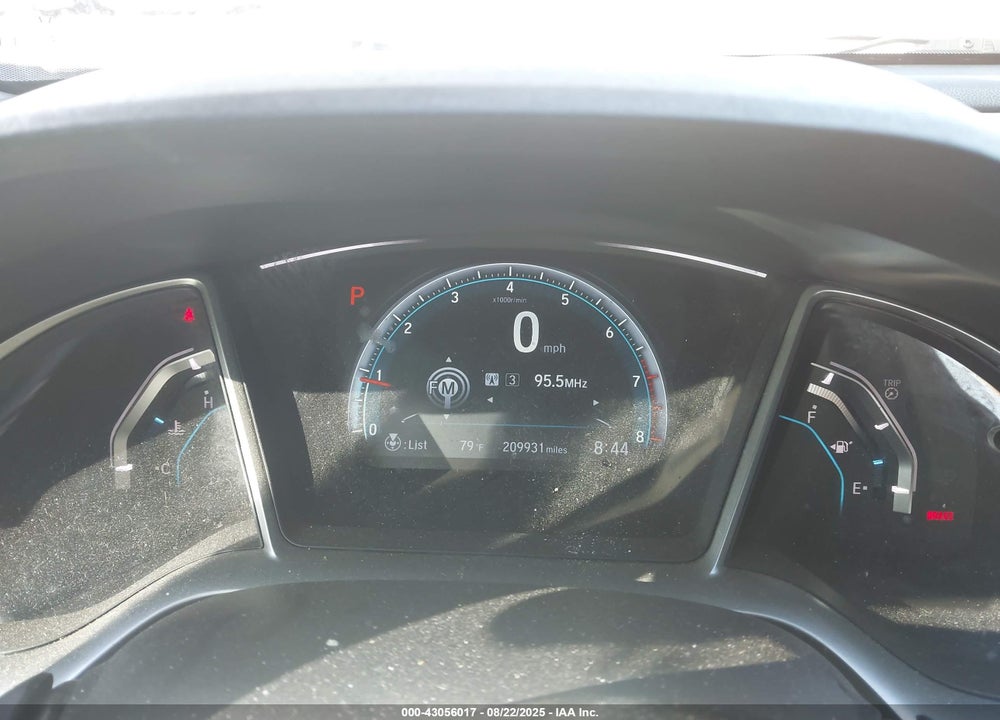 2018 HONDA CIVIC VIN: 19XFC2F70JE030545