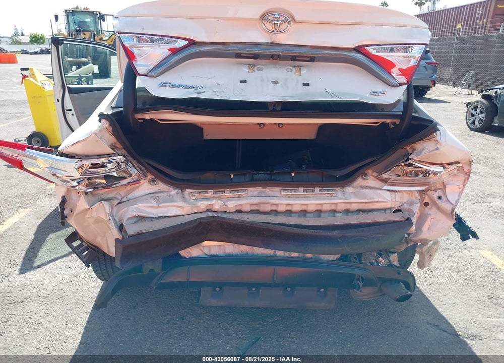 2016 TOYOTA CAMRY LE/XLE/SE/XSE VIN: 4T1BF1FK6GU578818