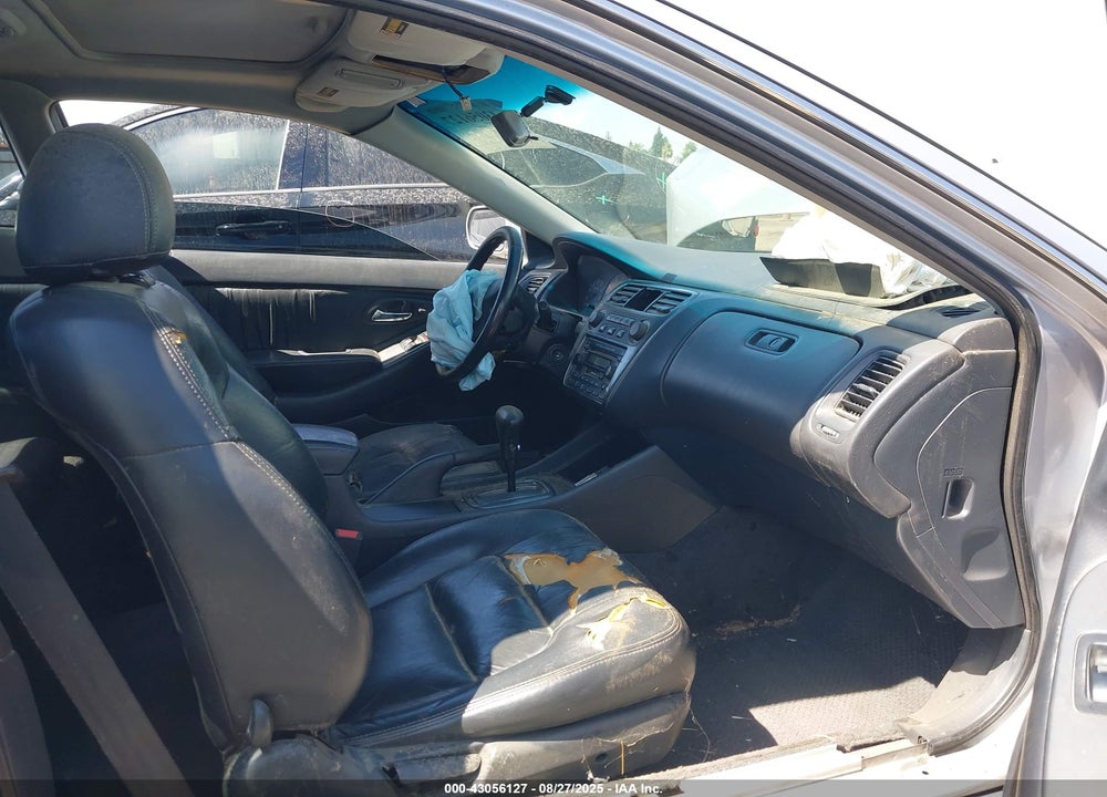 2001 HONDA ACCORD 2.3 EX VIN: 1HGCG327X1A013565