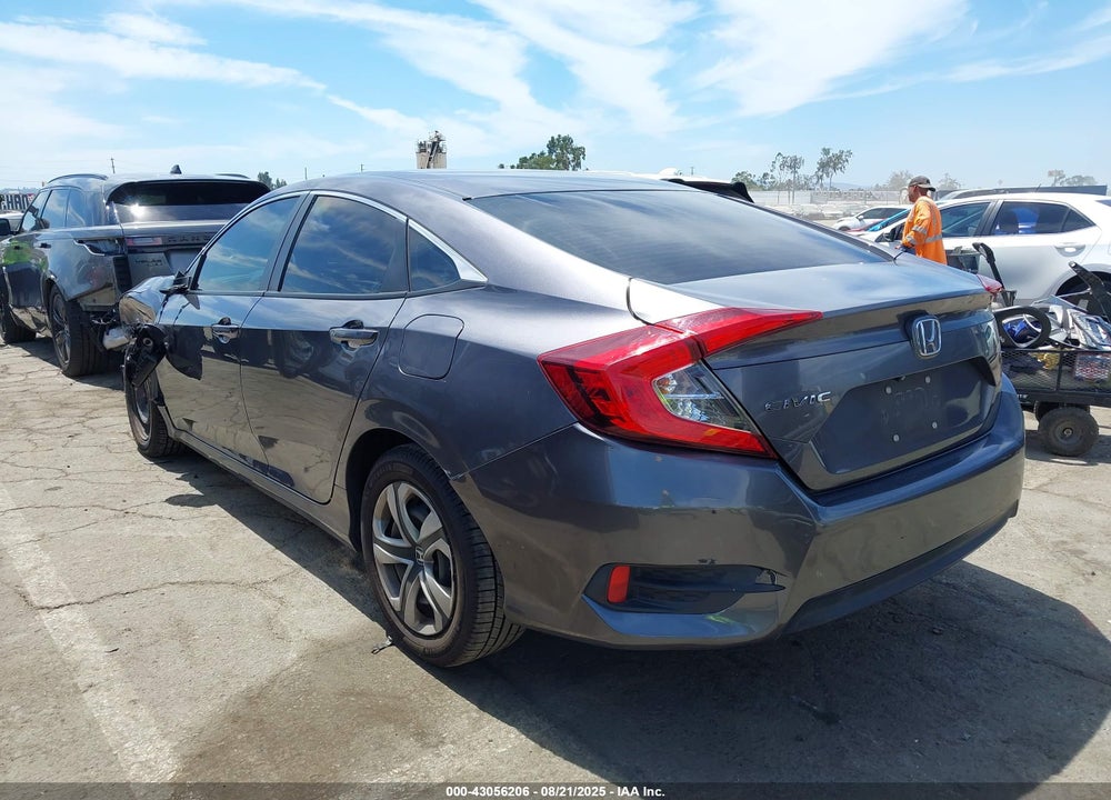 2017 HONDA CIVIC VIN: 2HGFC2F58HH574841