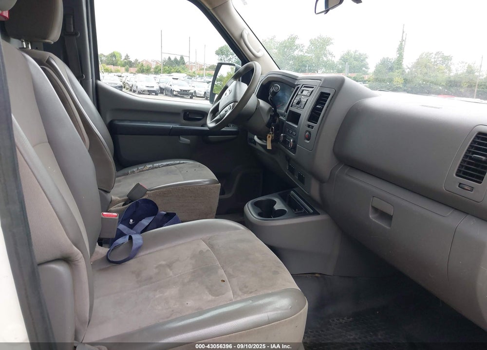 2017 NISSAN NV CARGO NV2500 HD S V6 VIN: 1N6BF0KY7HN805614