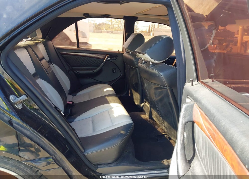 1999 MERCEDES-BENZ C 43 VIN: WDBHA33E4XF768854