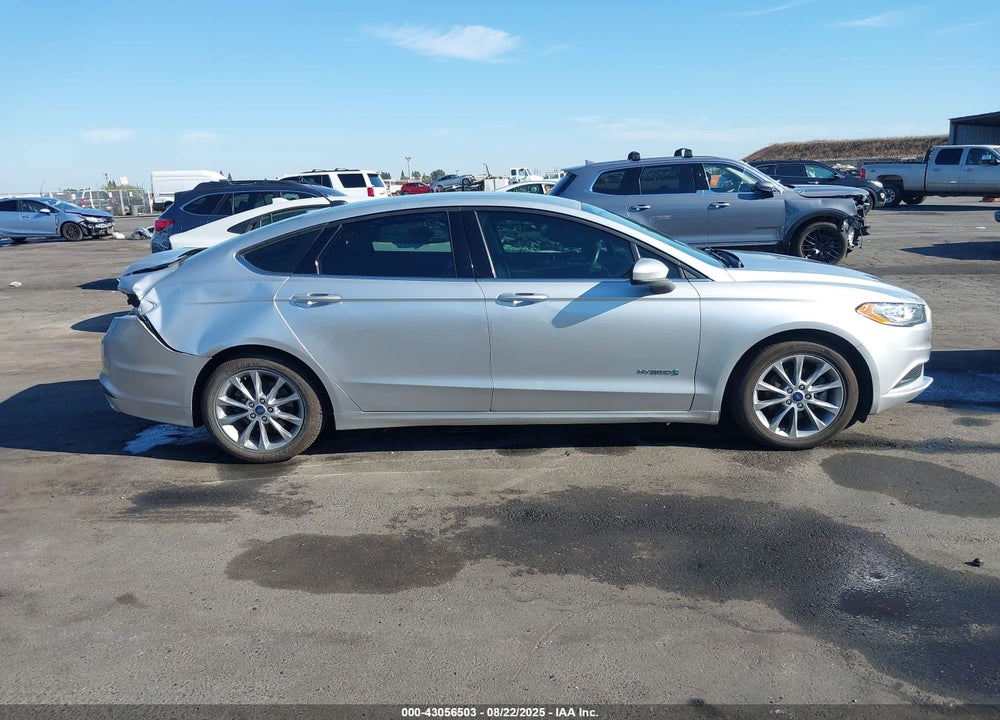 2017 FORD FUSION VIN: 3FA6P0LU2HR323536