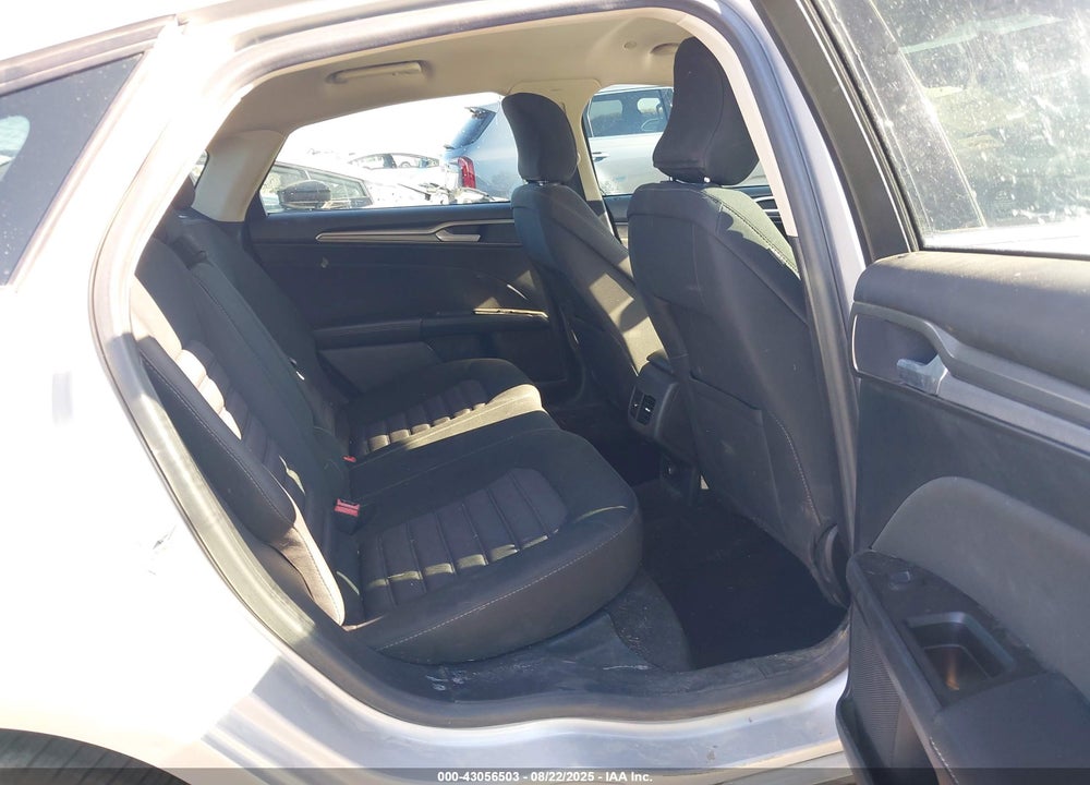 2017 FORD FUSION VIN: 3FA6P0LU2HR323536