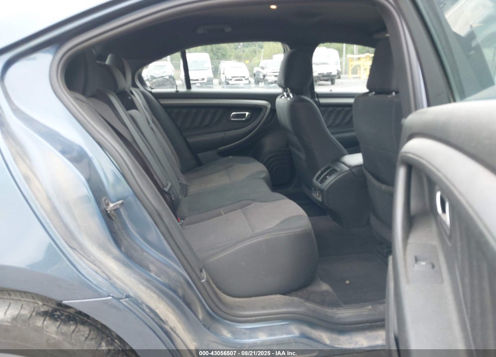 2018 FORD TAURUS VIN: 1FAHP2E80JG117035