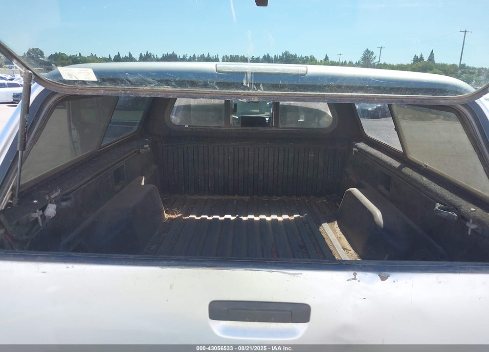 2005 TOYOTA TACOMA PRERUNNER V6 VIN: 5TEKU72N55Z073581