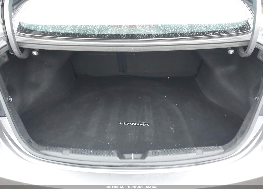 2016 HYUNDAI ELANTRA VIN: KMHDH4AE3GU647079