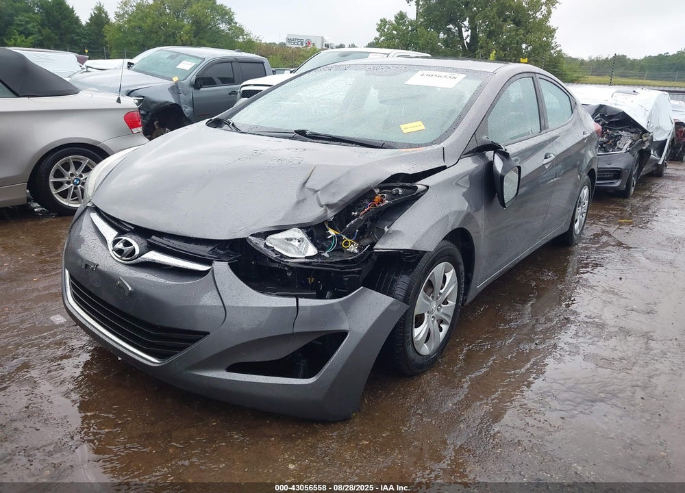 2016 HYUNDAI ELANTRA VIN: KMHDH4AE3GU647079