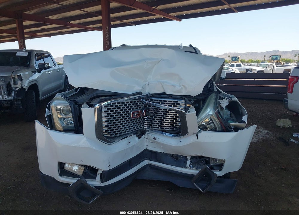 2016 GMC YUKON DENALI VIN: 1GKS2CKJ0GR260502