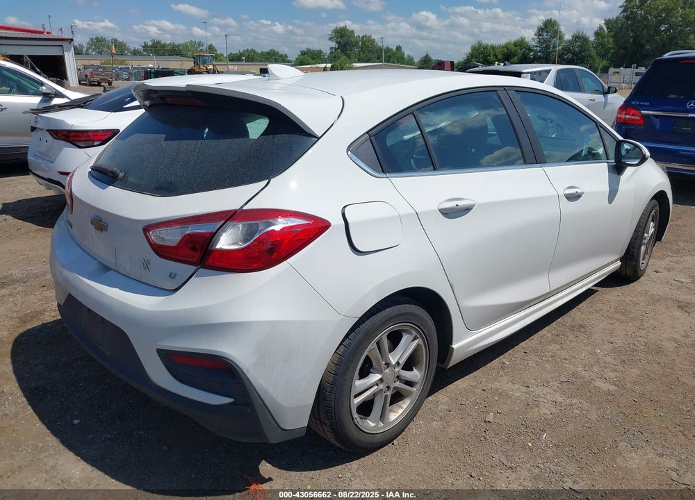 2017 CHEVROLET CRUZE VIN: 3G1BE6SM8HS511904