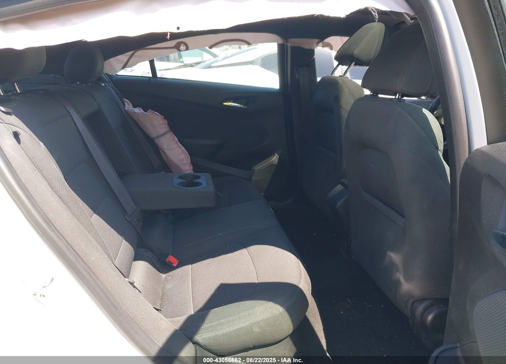 2017 CHEVROLET CRUZE VIN: 3G1BE6SM8HS511904