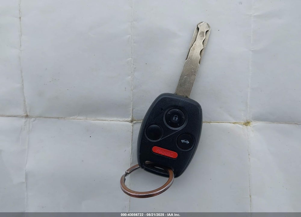 2008 HONDA CIVIC VIN: 1HGFA16828L026895