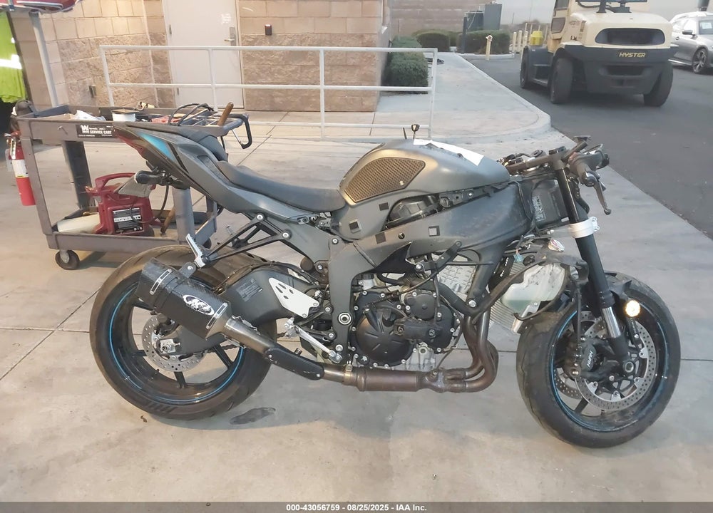 2025 KAWASAKI ZX636 K VIN: JKBZXJJ15SA023471