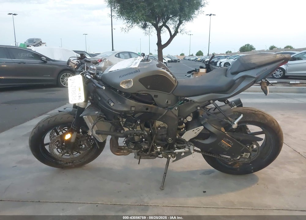 2025 KAWASAKI ZX636 K VIN: JKBZXJJ15SA023471