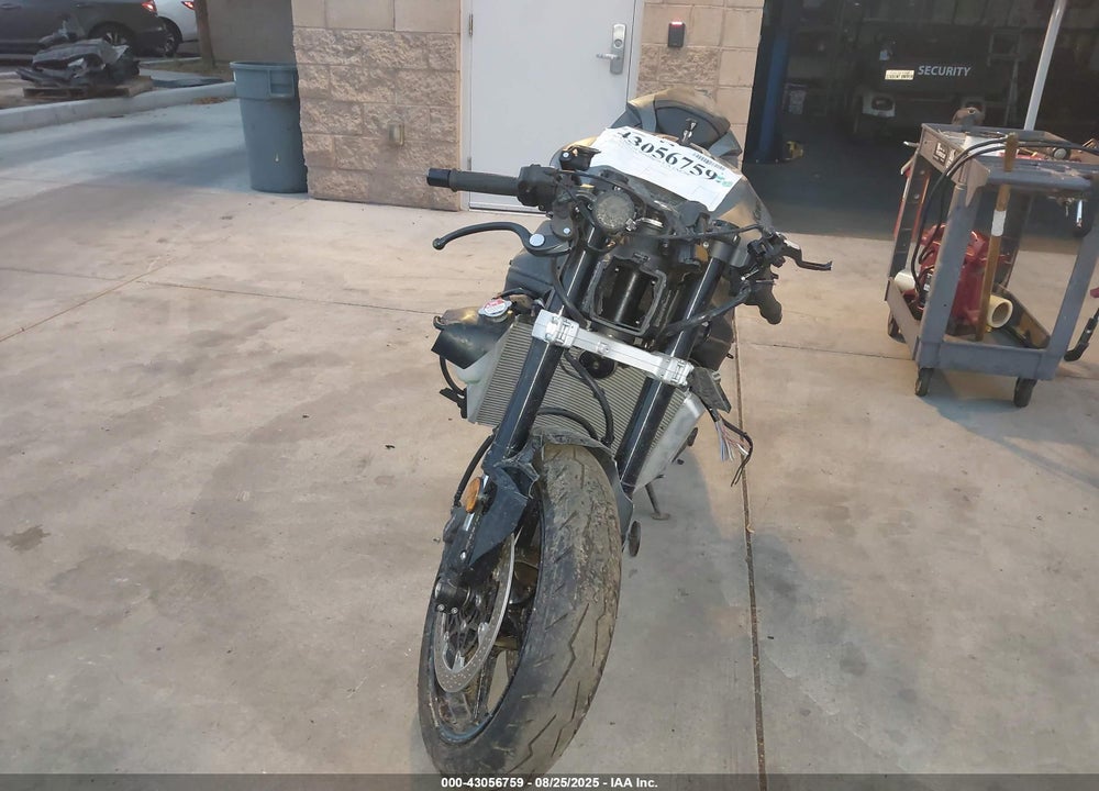 2025 KAWASAKI ZX636 K VIN: JKBZXJJ15SA023471
