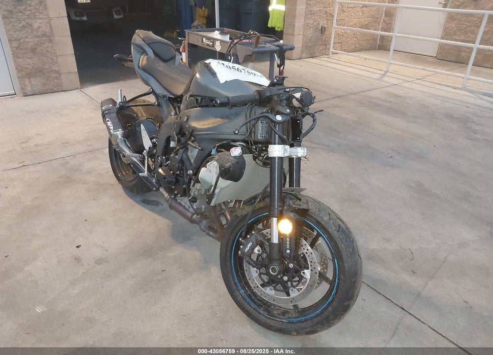 2025 KAWASAKI ZX636 K VIN: JKBZXJJ15SA023471