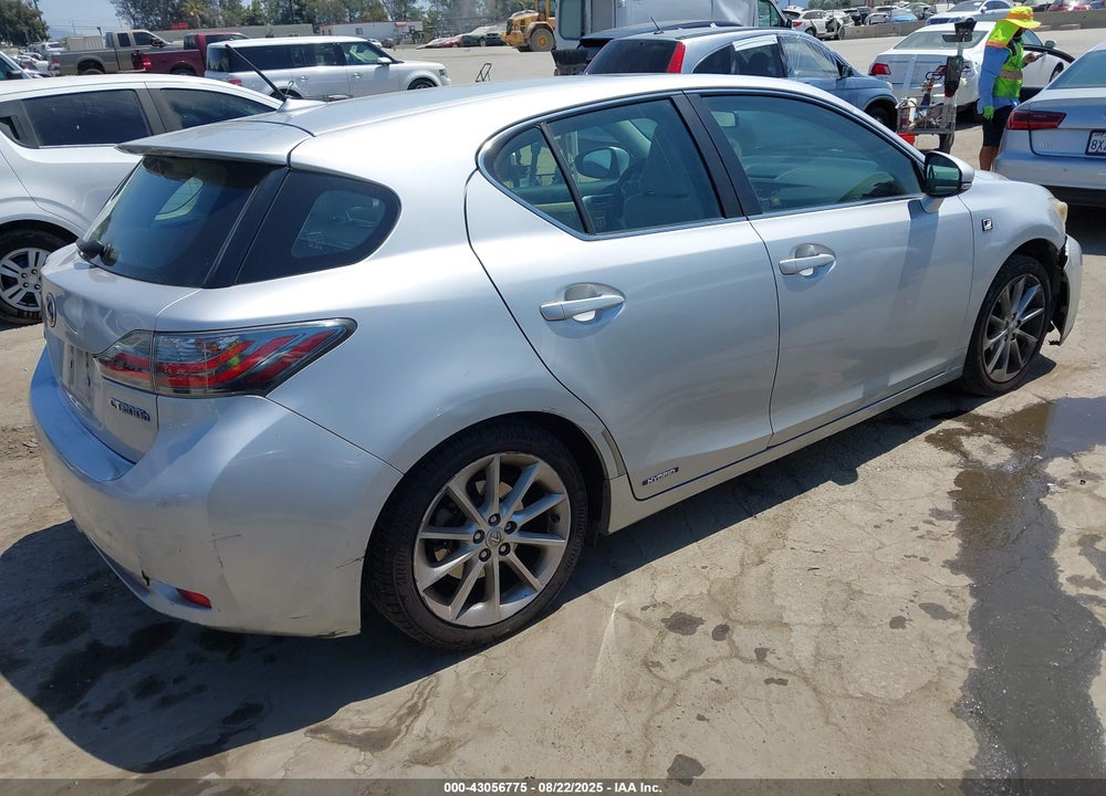 2011 LEXUS CT 200H VIN: JTHKD5BH3B2015398