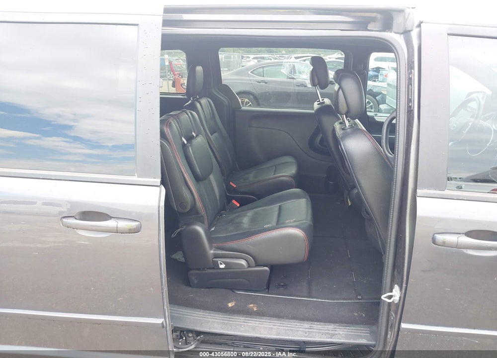 2016 DODGE GRAND CARAVAN R/T VIN: 2C4RDGEG5GR310395