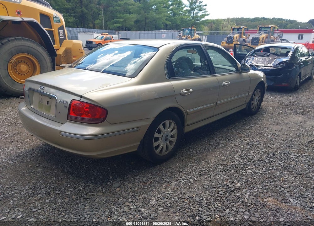 2004 HYUNDAI SONATA VIN: KMHWF35H04A933725