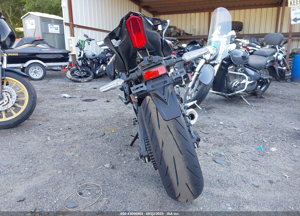2025 YAMAHA YZFR7 VIN: JYARM38E5SA018435