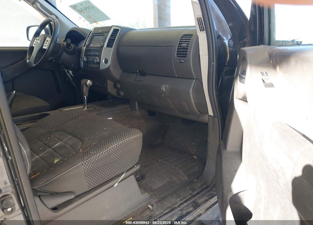 2015 NISSAN XTERRA VIN: 5N1AN0NWXFN662047