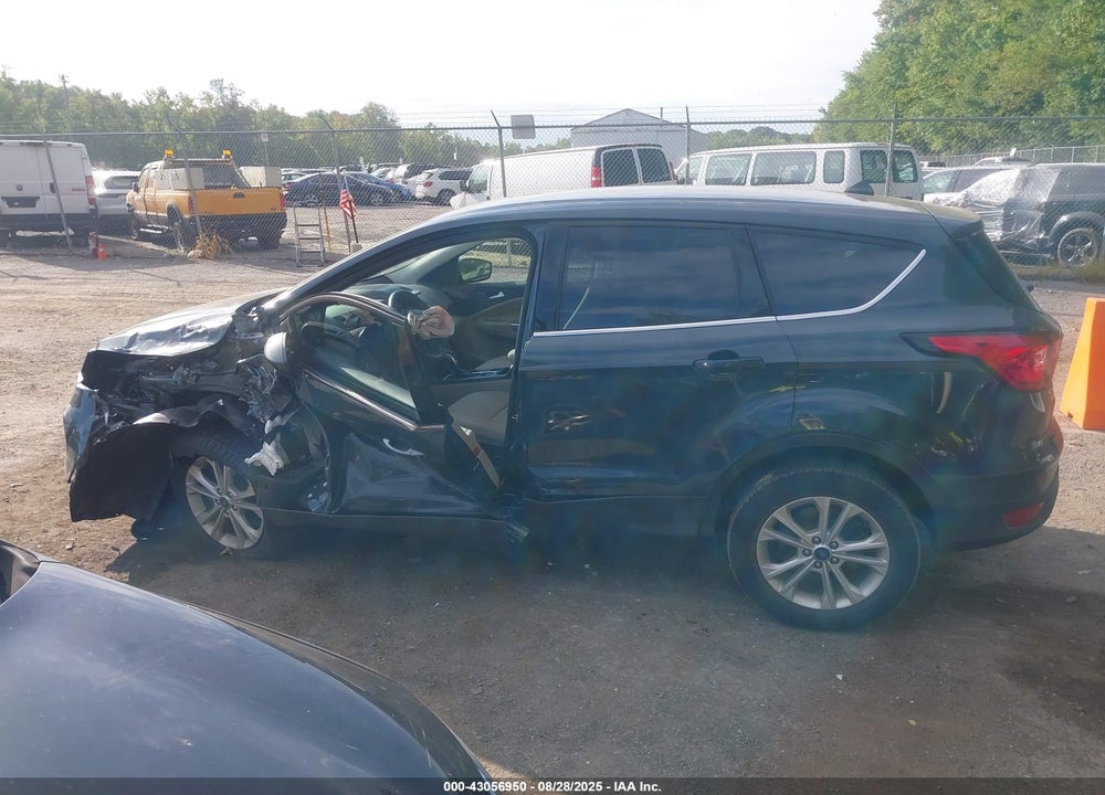 2019 FORD ESCAPE VIN: 1FMCU0GD1KUB44612