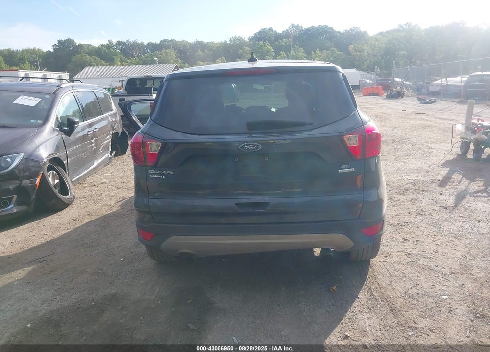 2019 FORD ESCAPE VIN: 1FMCU0GD1KUB44612