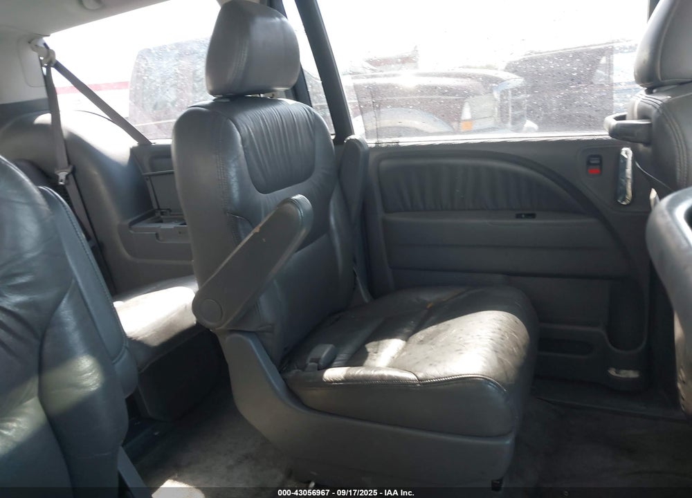 2005 HONDA ODYSSEY TOURING VIN: 5FNRL38855B051481