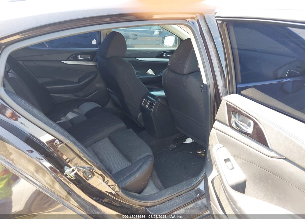 2016 NISSAN MAXIMA VIN: 1N4AA6AP3GC395483