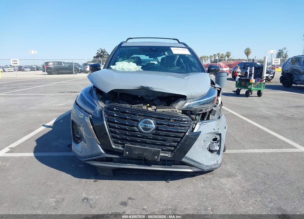 2021 NISSAN KICKS VIN: 3N1CP5DVXML529298