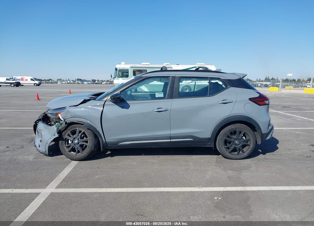 2021 NISSAN KICKS VIN: 3N1CP5DVXML529298