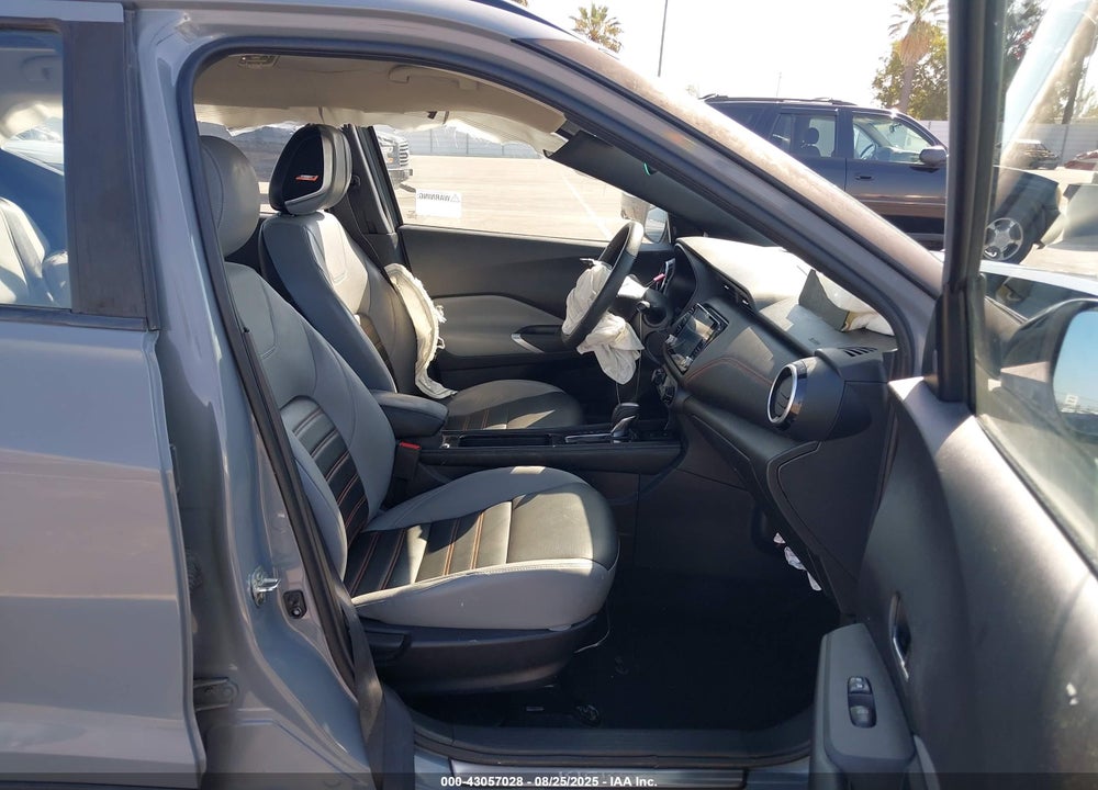 2021 NISSAN KICKS VIN: 3N1CP5DVXML529298