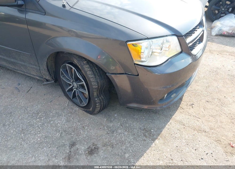 2015 DODGE GRAND CARAVAN R/T VIN: 2C4RDGEG9FR568742