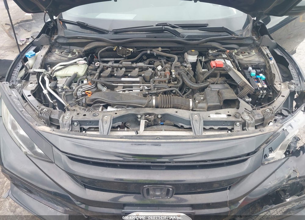 2018 HONDA CIVIC VIN: SHHFK7H4XJU215083