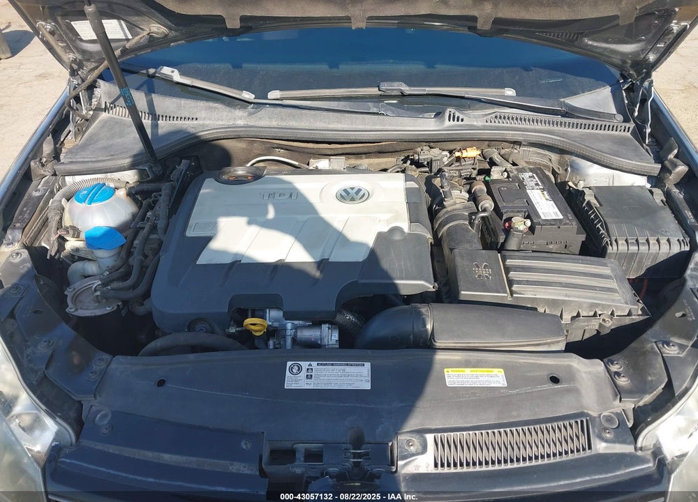2014 VOLKSWAGEN JETTA VIN: 3VWPL7AJXEM604047