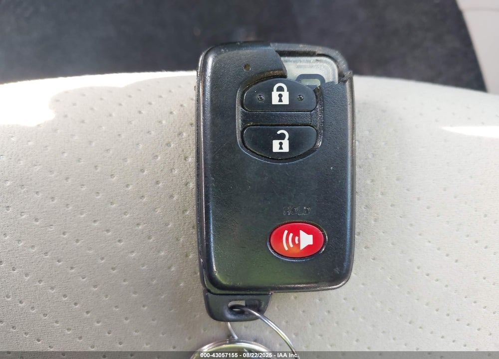 2014 TOYOTA PRIUS TWO VIN: JTDKN3DU5E1739097