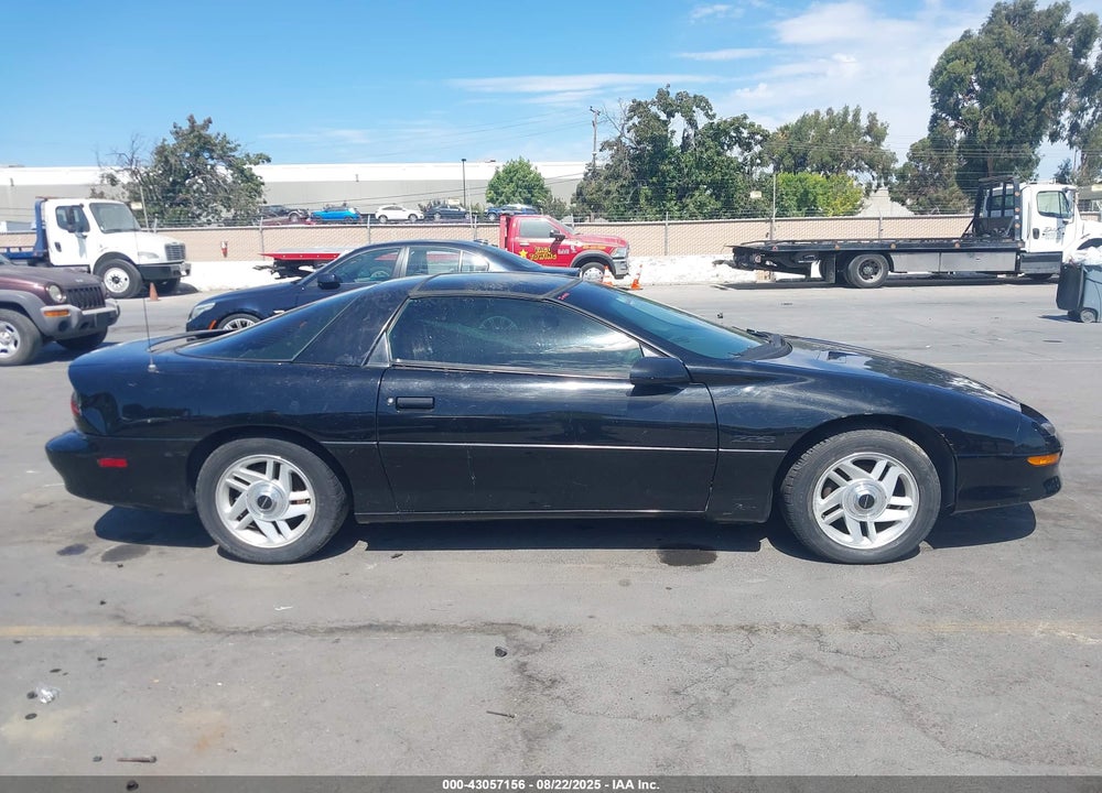 1994 CHEVROLET CAMARO Z28 VIN: 2G1FP22P7R2165494
