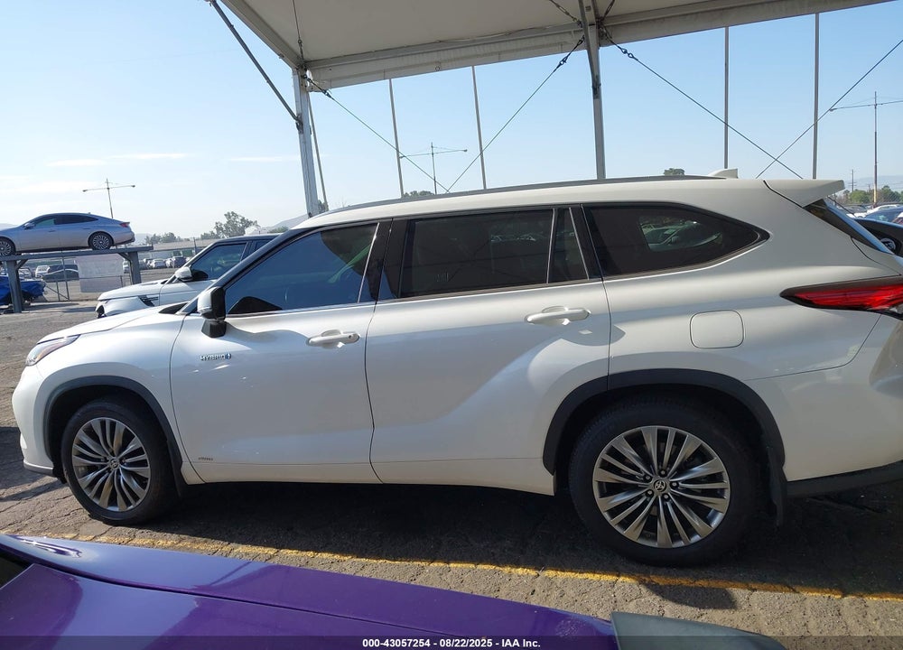 2020 TOYOTA HIGHLANDER VIN: 5TDEBRCH9LS001090