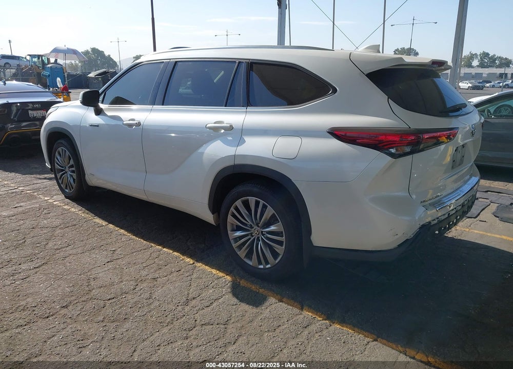 2020 TOYOTA HIGHLANDER VIN: 5TDEBRCH9LS001090