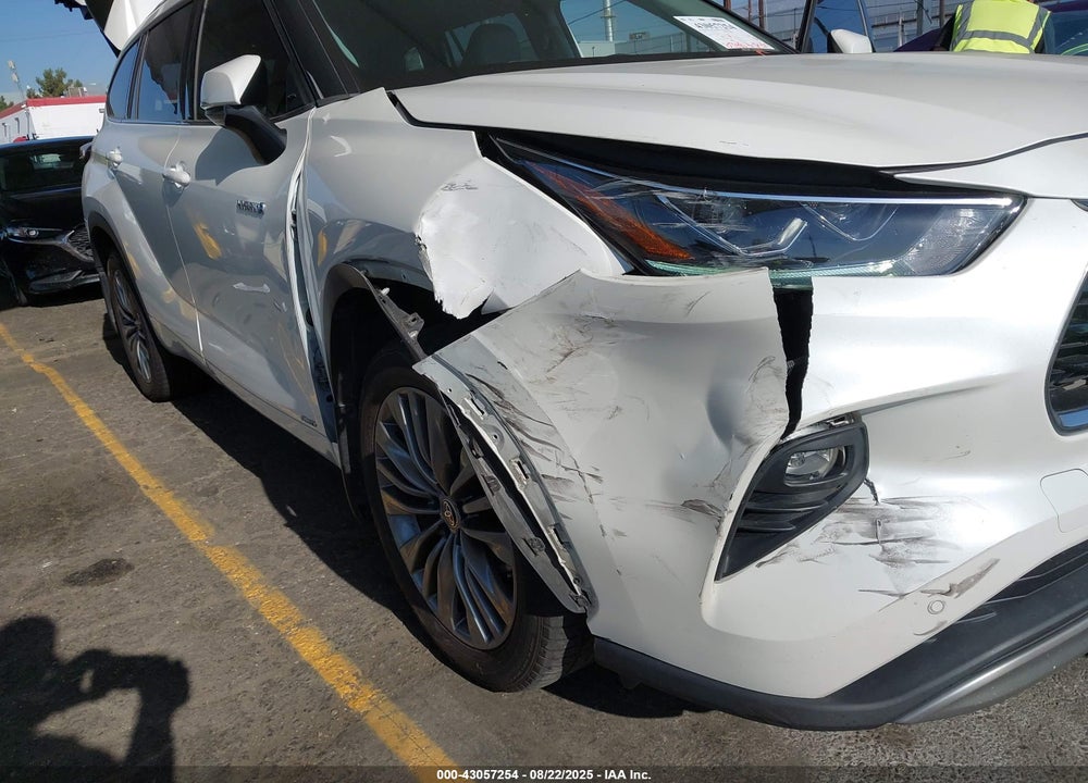2020 TOYOTA HIGHLANDER VIN: 5TDEBRCH9LS001090
