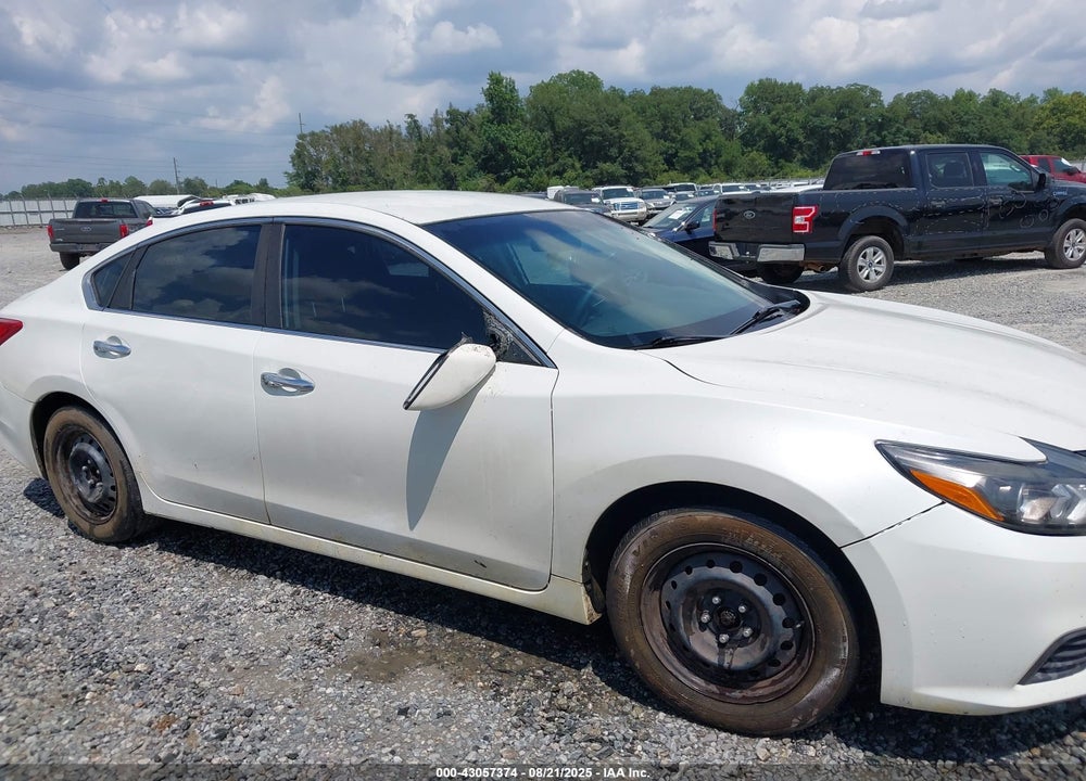 2016 NISSAN ALTIMA VIN: 1N4AL3APXGN328828