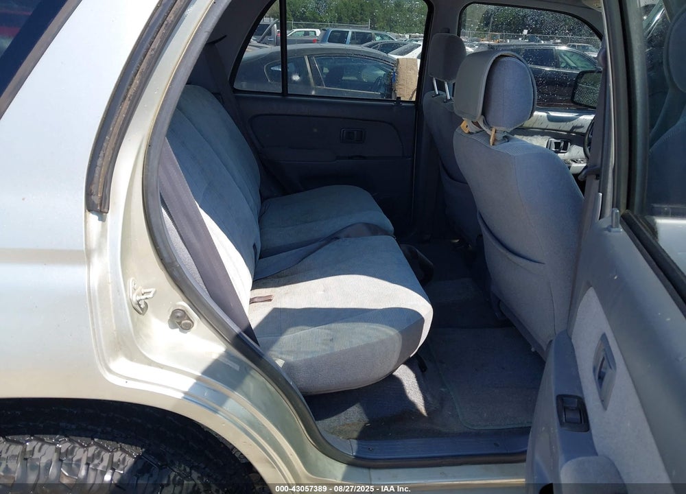 2000 TOYOTA 4RUNNER VIN: JT3GM84R5Y0063847
