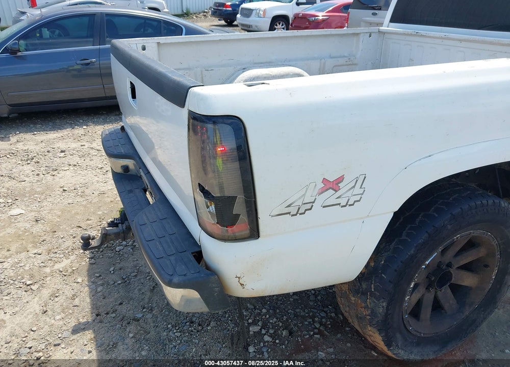 1999 GMC SIERRA 1500 SLE VIN: 2GTEK19T2X1543111