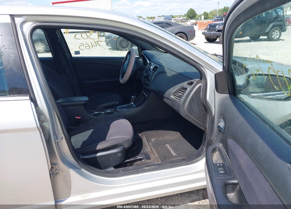 2012 CHRYSLER 200 LX VIN: 1C3CCBAB3CN319680