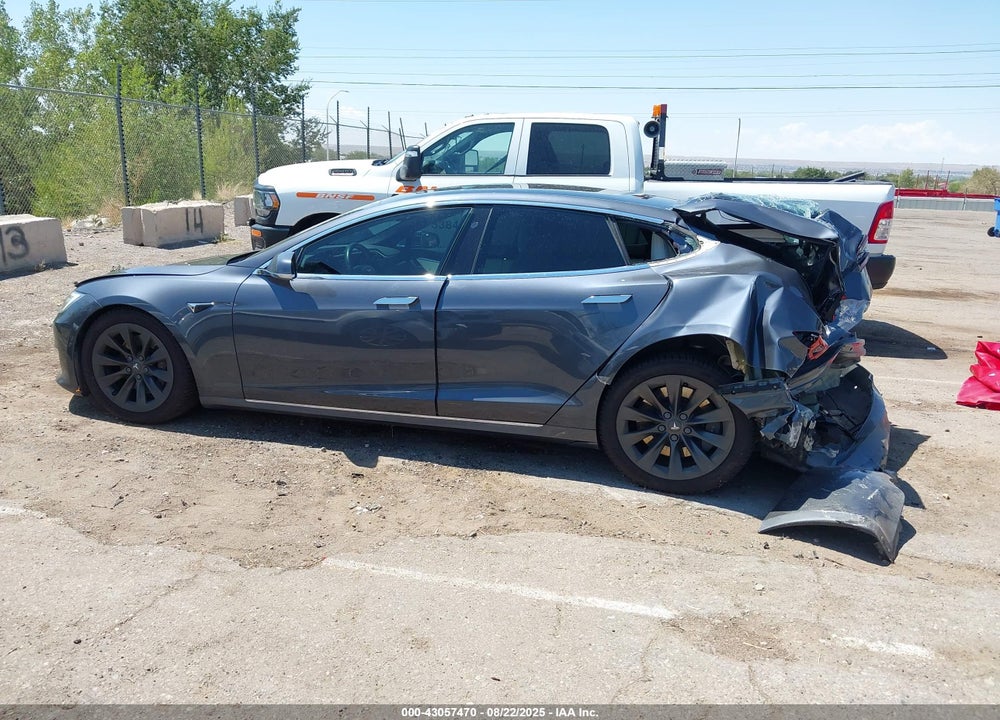 2017 TESLA MODEL S VIN: 5YJSA1E20HF229121