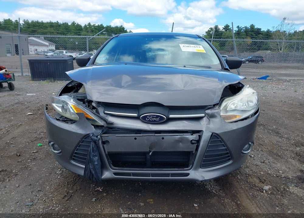 2013 FORD FOCUS VIN: 1FADP3E27DL173744