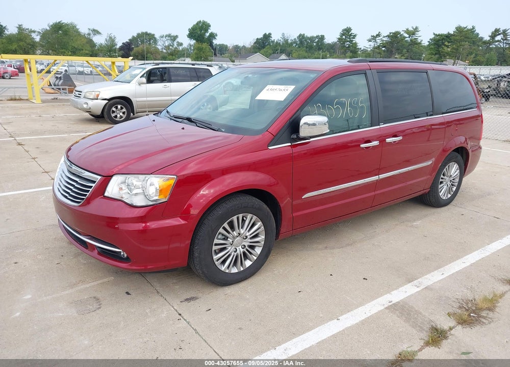 2013 CHRYSLER TOWN & COUNTRY VIN: 2C4RC1CG6DR802139